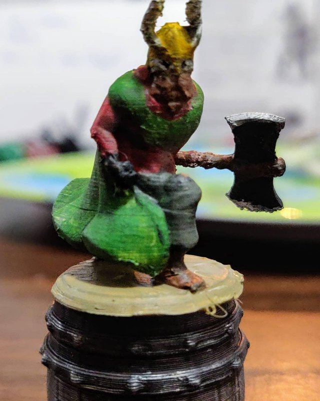 Trying to paint a mini I printed
#3dprinting 